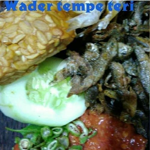 Penyetan Nasi Gurami Tempe Teri menu Penyetan Tempe Teri Pak Sigit, Kanigaran