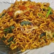 1 Mie Goreng Sosis 1 Mie Goreng Baso Sapi 2 Teh Pucuk menu Bakmi & Seafood Azzura, Swadarma