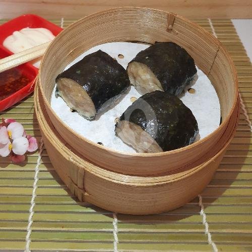 Lumpia Kulit Tahu Udang menu Roda Berkah Dimsum Sushi, Lembang