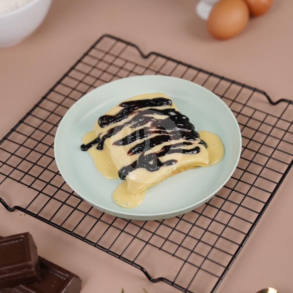 Kue Pancong Nutella menu Es Coklat Tiada Dua, Ciliwung