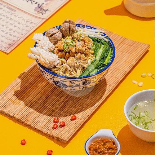 Bakmi/Bihun (Goreng/Kuah) Ayam menu New Acoy, Kelapa Gading