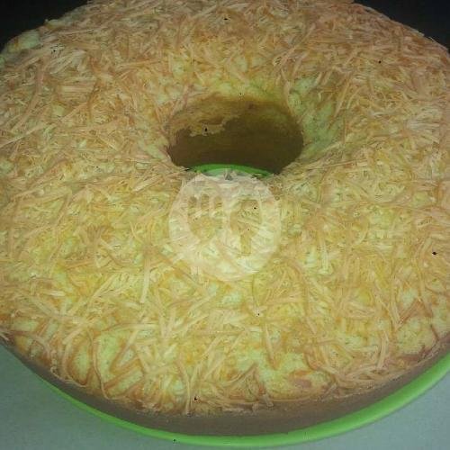 Bolu Gulung Kacang menu Toko Bolu Arum Sari, Pondok Bambu