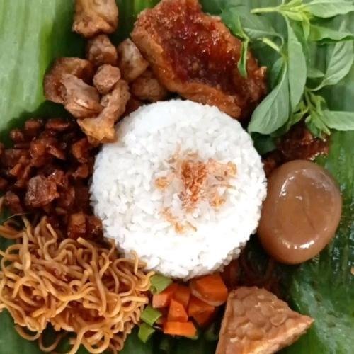 Nasi Campur Telur Bali menu Pecel Bu Mun Citraland
