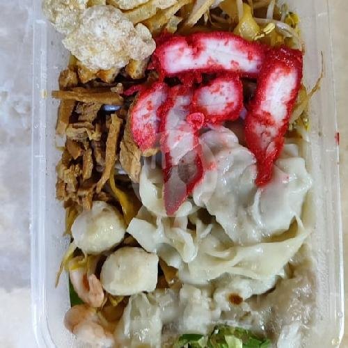 Kwetiau Kecap Jumbo menu Bakmie Fong Moi 688 Singkawang, Krendang Raya
