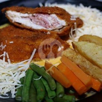 Review Steak Ranjang Dipatiukur: Steak Enak dan Suasana Cozy di Bandung