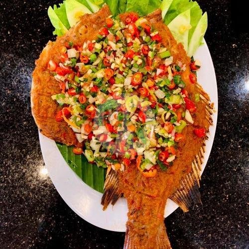 Review Restoran Pagi Sore: Surga Kuliner Padang di Cempaka Putih Jakarta