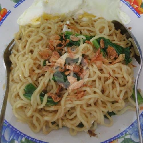 Indomie Rebus + Telor menu Bubur Manado Kedai 678, Cantel
