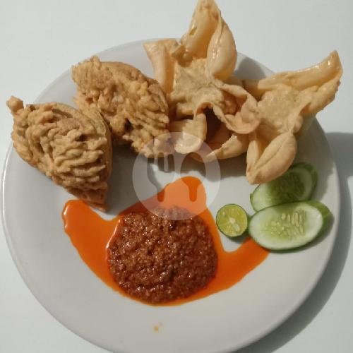 Batagor Spesial menu Batagor 9 Wsn Binong Jati, Jl Binong Jati Gg Kurnia 2