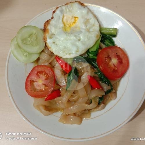 Kwetiau Goreng Samcan. menu Pondok Babi Goreng Debora, Sinar