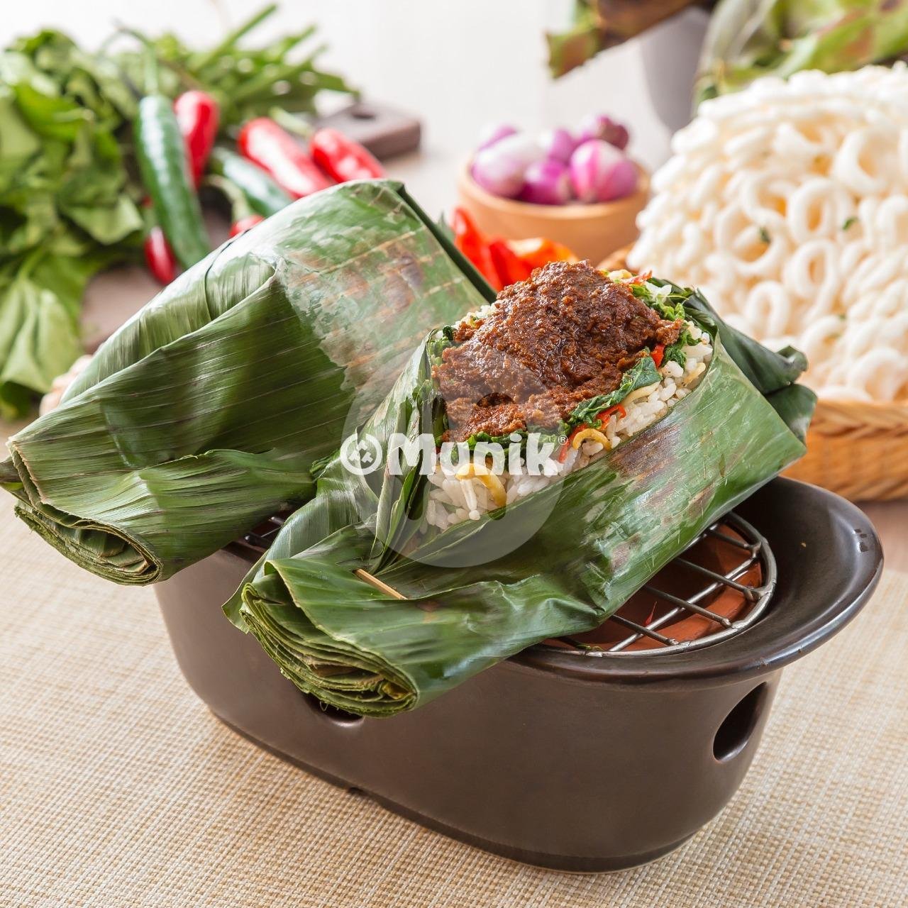 Nasi Bakar Isi Empal Daging Sapi menu Munik Resto