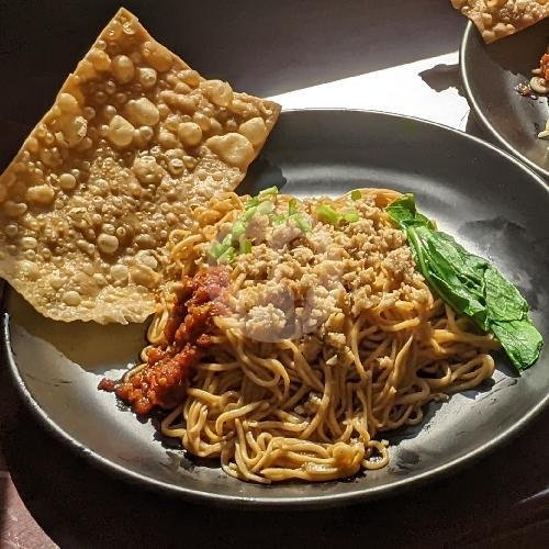 Mie Manis Pedas (Level Extra Hot) menu Mie SeMierang, Kemuning, Semarang Tengah