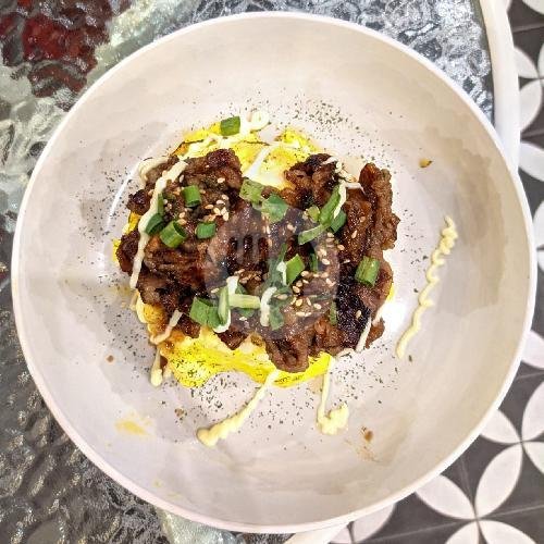 Burn Cheese Crispy Chicken menu Social Cafe, Kartoharjo