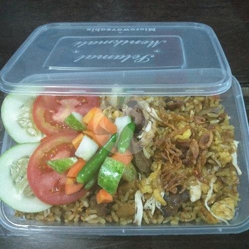Nasi Goreng Bapa W: Pengalaman Kuliner Otentik di Cipinang Besar, Jakarta