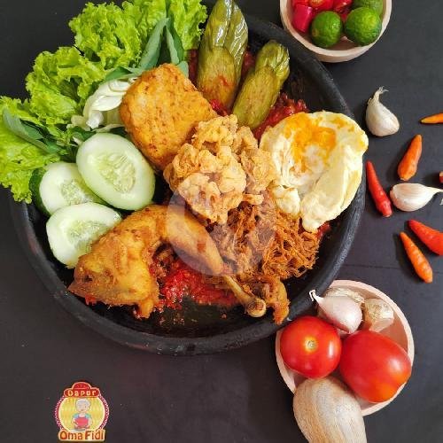 Penyet Kroyokan Dada menu Dapur Oma Fidi, Citraland