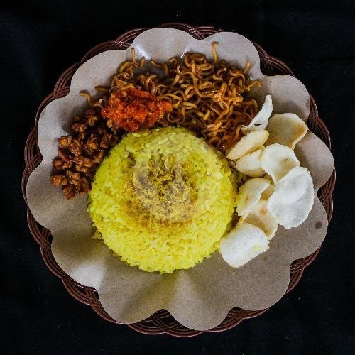 Nasi Kuning Begadang Jogja: Surga Kuliner Malam di Sleman