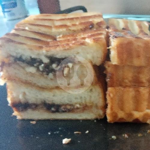 Oreo + Keju ( Roti Bakar) menu Roti Bakar Dan Kukus Marlina, Kledokan