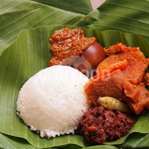 Nasi Gudeg Krecek Suwir menu Gudeg Yu Narni, Palagan