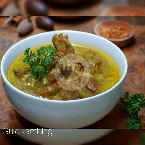 Lontong menu Warung Sate Mbak War, Andir