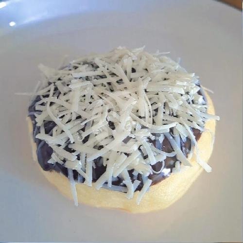 Toping Coklat Keju menu King Donut Jogja, Kecamatan Banguntapan Bantul