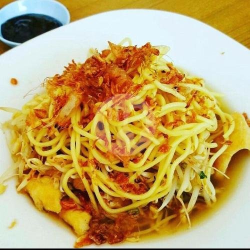 Sop Merah menu Mie Kayoon, Jalan Tidar